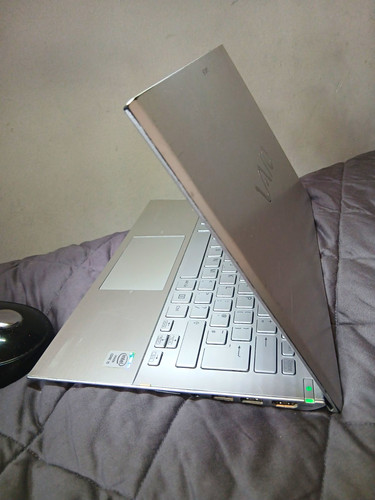 Sony vaio 14in laptop - vaio, intel