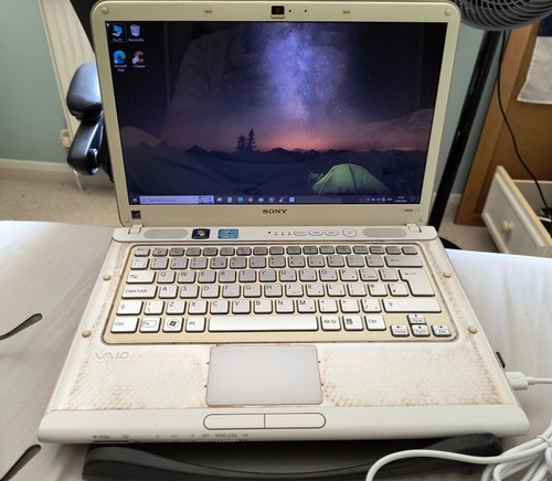 Sony vaio vpcca2z0e laptop - 14",