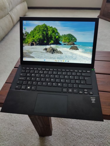 Sony vaio svp1321c5e - sony,