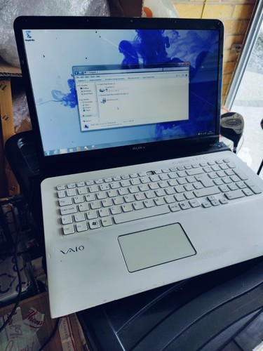 Sony vaio sve17 pentium - sony,